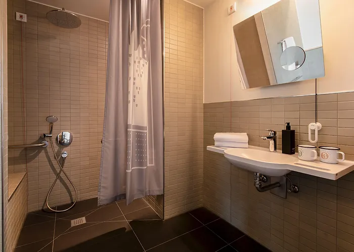 Pierdrei Hafencity 4*